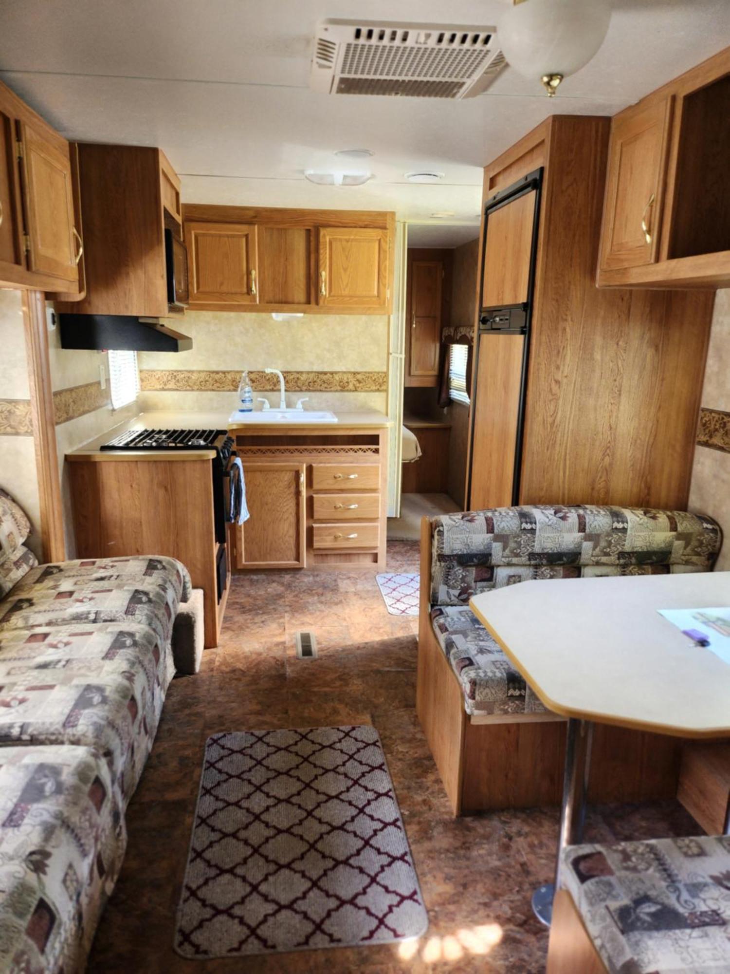 Noah'S Ark Campground Revelstoke Exterior photo