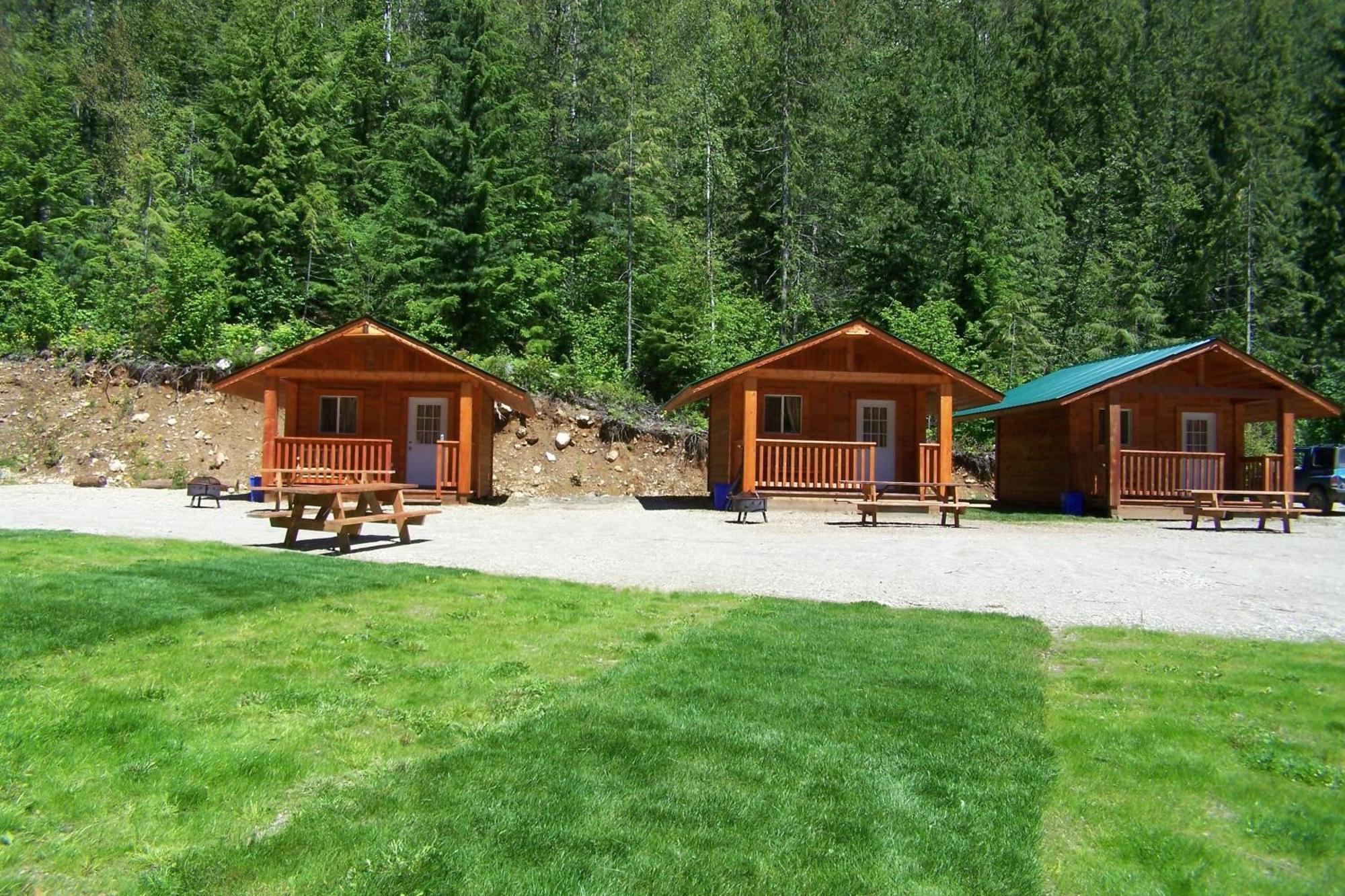 Noah'S Ark Campground Revelstoke Exterior photo