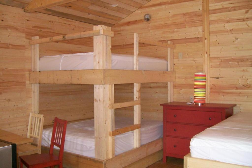 Noah'S Ark Campground Revelstoke Exterior photo